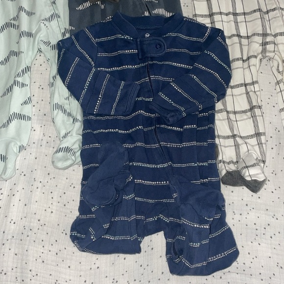 4 Piece Set Honest Baby Prints Sleep Play Onesie Footsie 3-6 month Long Sleeve - Picture 2 of 7